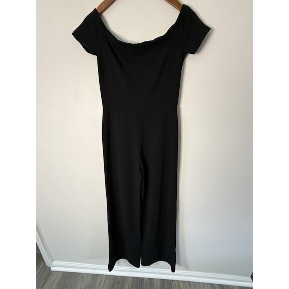 Lulus Short Sleeve Wide Leg Jumpsuit Knit Size M Black Boat Neck Casual Cocktail - Picture 1 of 8
